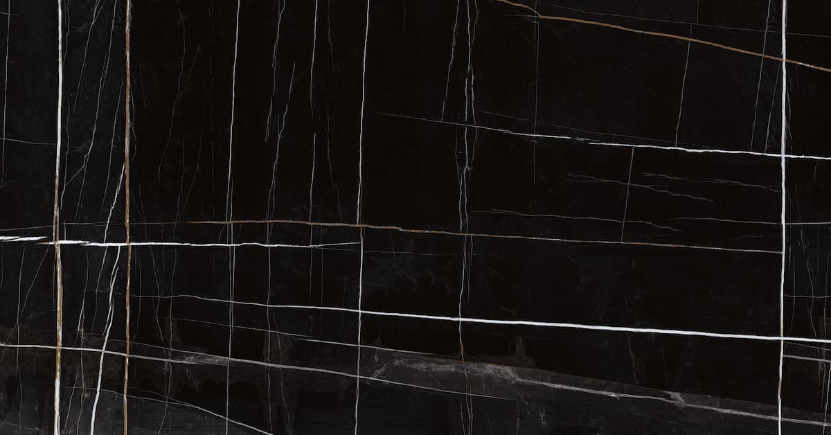 Sahara Noir porcelain slab in the Marmo Inspired FORTE series